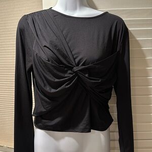 Black twist bust top (new without tag)